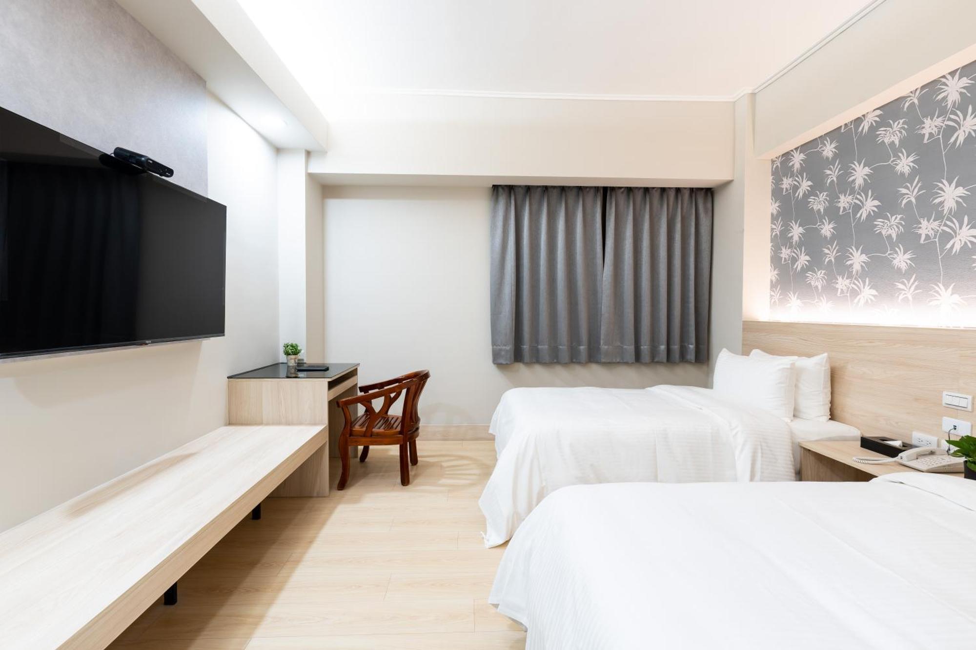 Etung Hotel Тайчжун Экстерьер фото