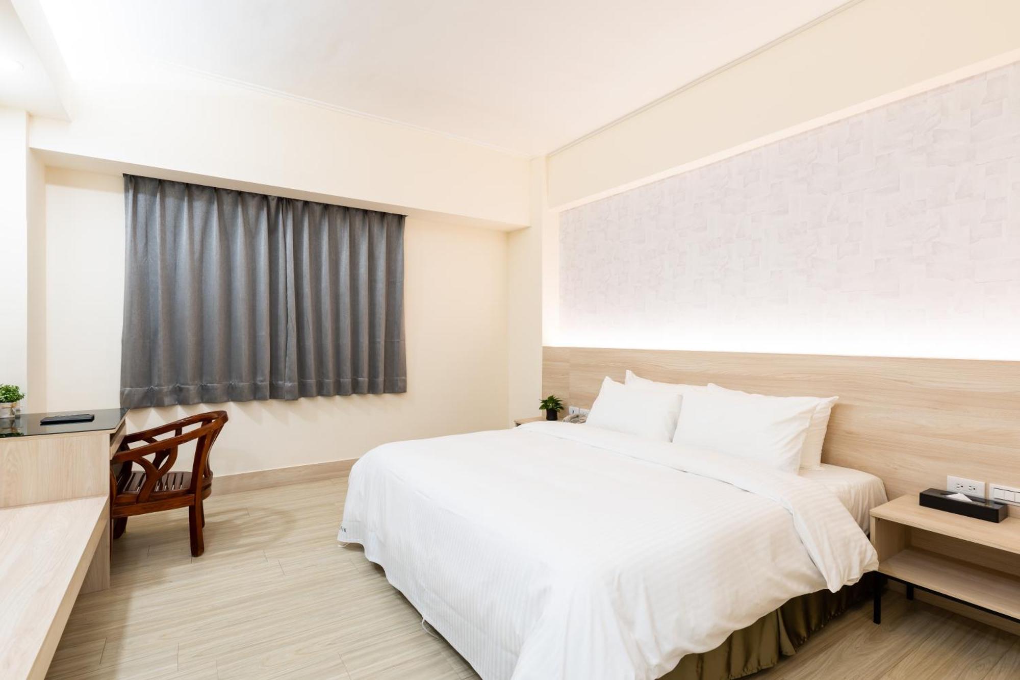 Etung Hotel Тайчжун Экстерьер фото